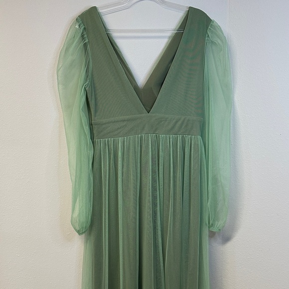 NWT PHIZE Sage Green V-Neck Tule Maxi Dress Slit Sheer Sleeves Size M Party - Picture 5 of 10